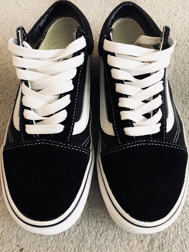 Teniși VANS Old Skool - EU36