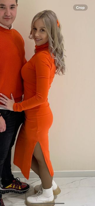 Rochie Calvin klein portocalie, lunga, crapata pe picior