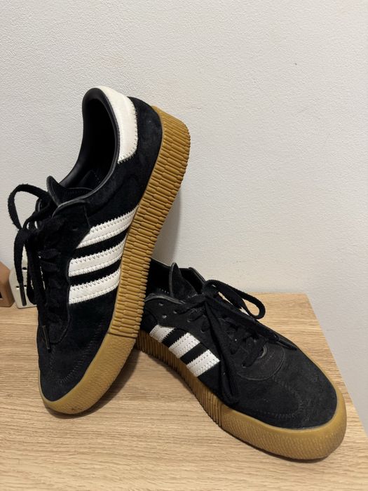 Adidas sambarose