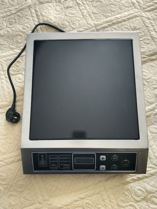 Индукционная плитка 3500 вт.