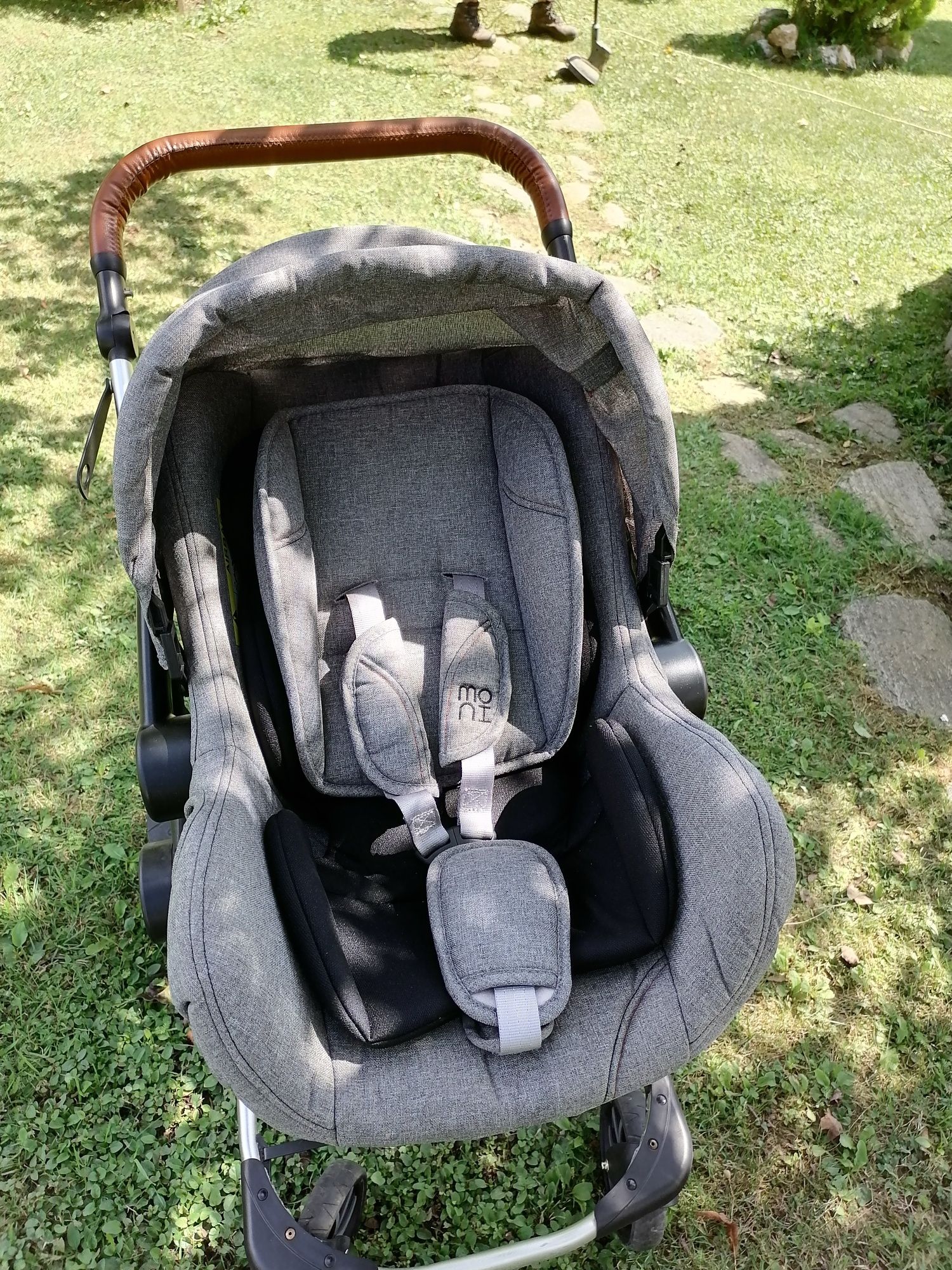 Бебешка количка Moni 3 in 1 с дъждобран