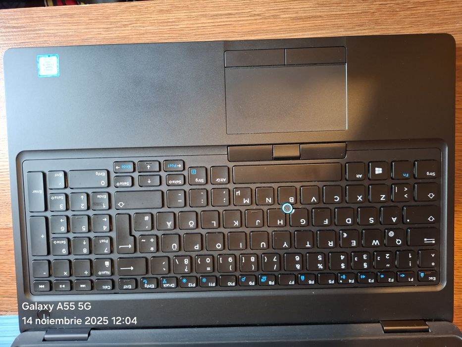 Laptop dell latitude 5590