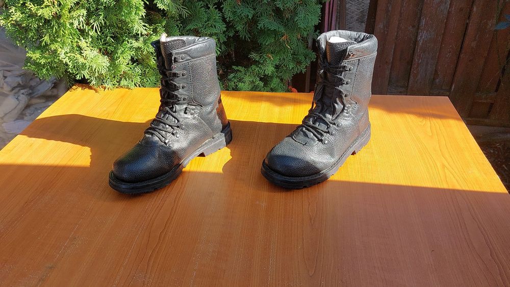 Ghete piele naturala Brandit