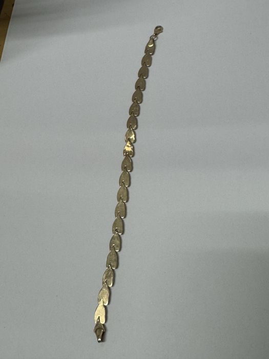 златна дамска гривна 5.6гр 14к 585