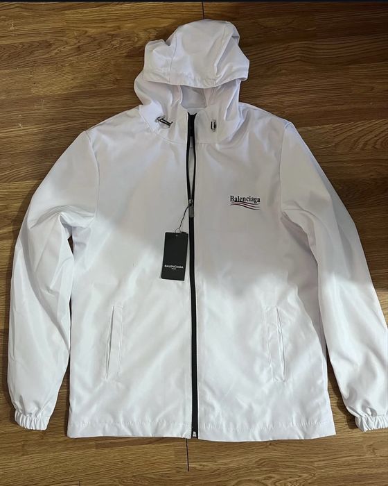 Geaca Balenciaga alba