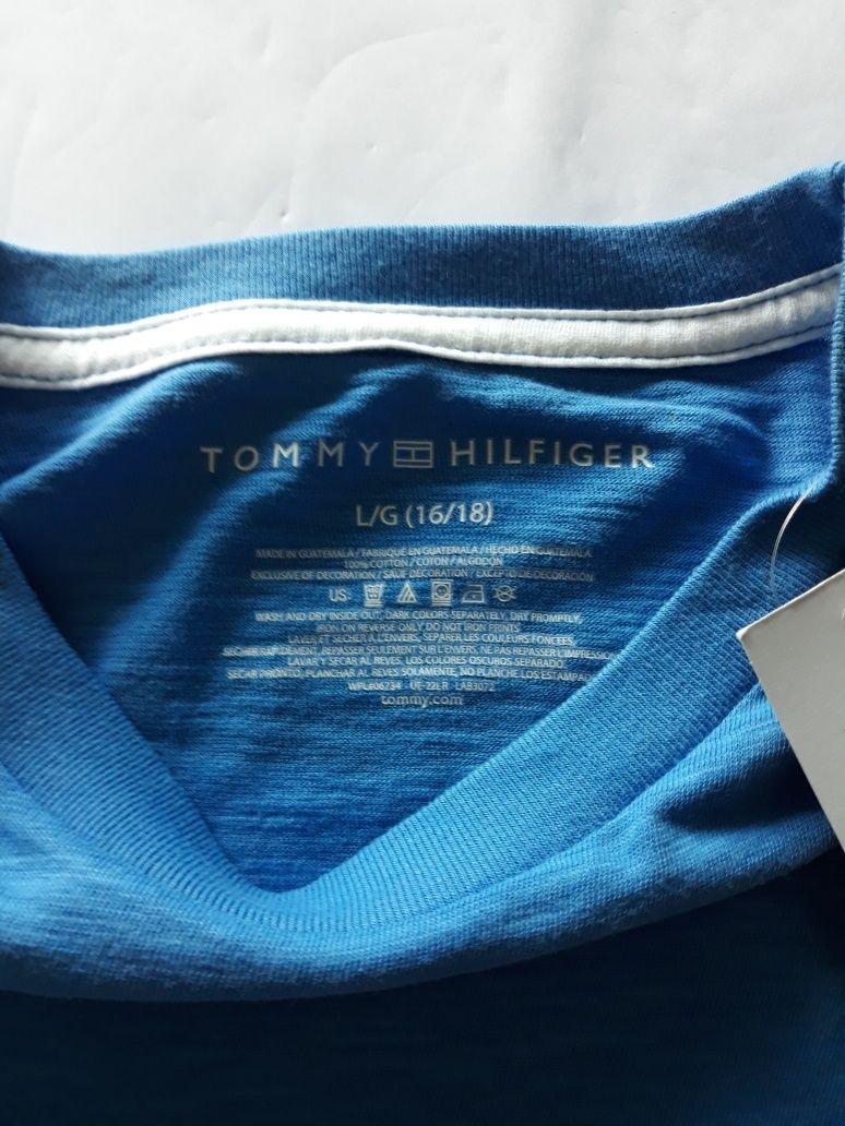 Tricouri Tommy Hilfiger nr merge Ș originali