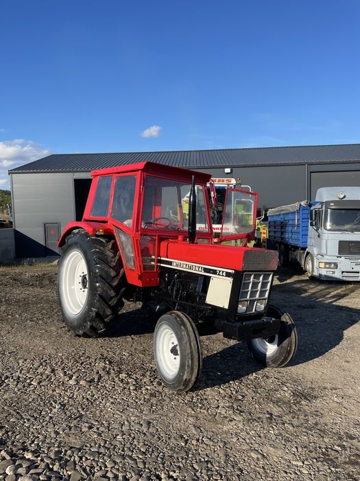 Vand Tractor International 744