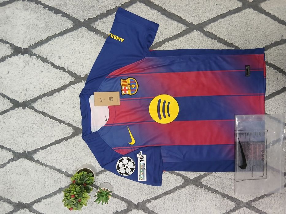 Jersey Barcelona × Lamine Yamal #10