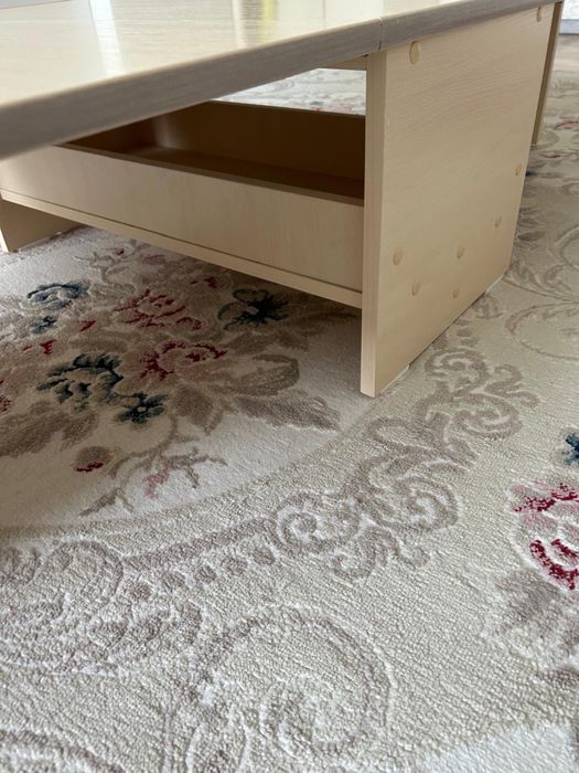 Стол раскладной.