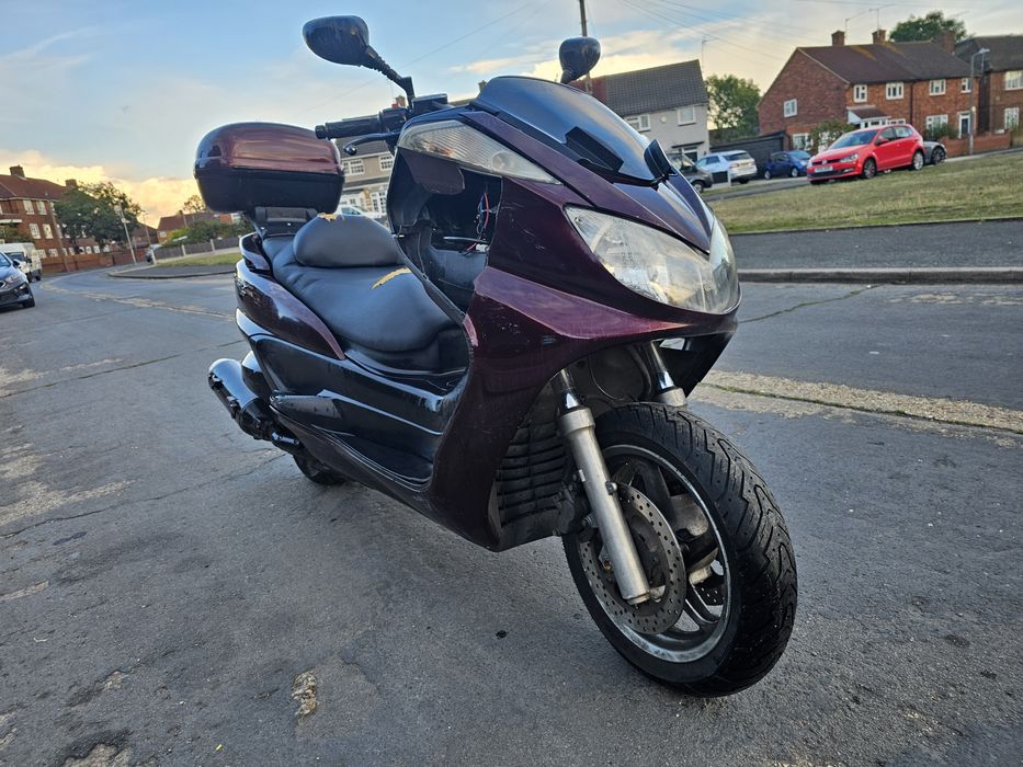 Yamaha majesty 400