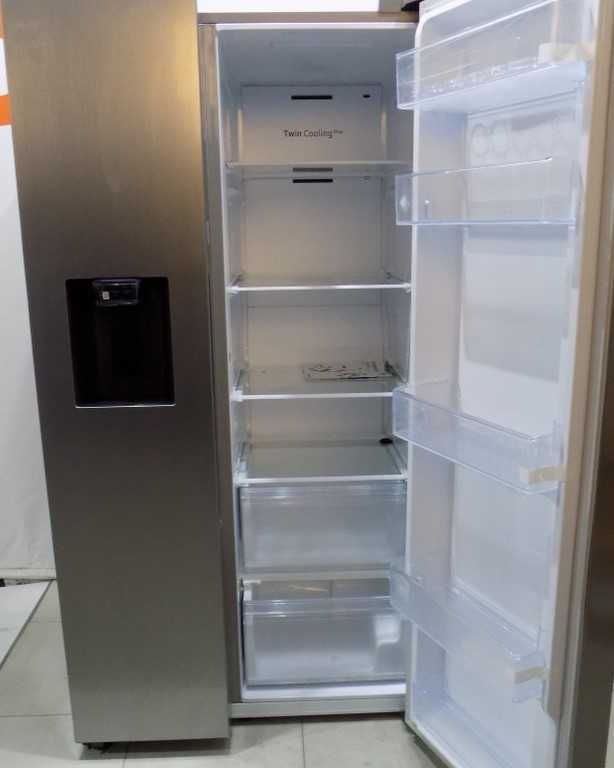 Хладилник Samsung RS6JA8811S9EG код 3535