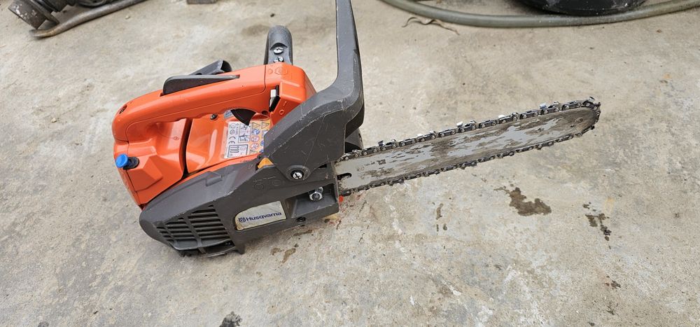 Drujba husqvarna t425 ,tâmplărie, uz casnic ,profesionala