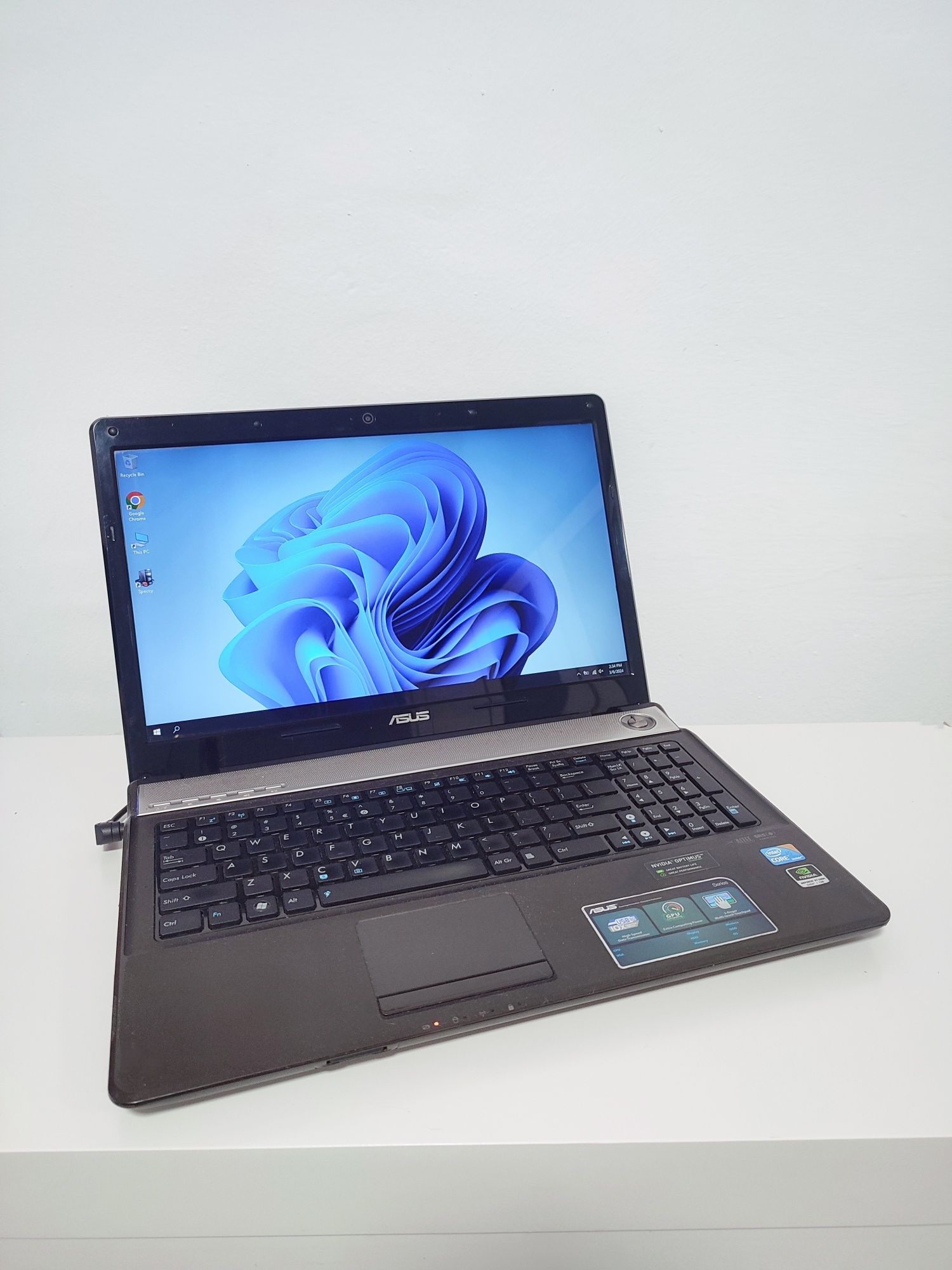 Laptop Asus i5 SSD Nvidia