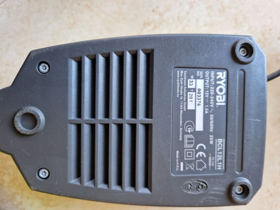 Ryobi BCL 12L1H - incarcator ( sursa )