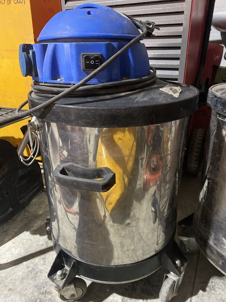 Aspirator industrial Numatic / Dewalt