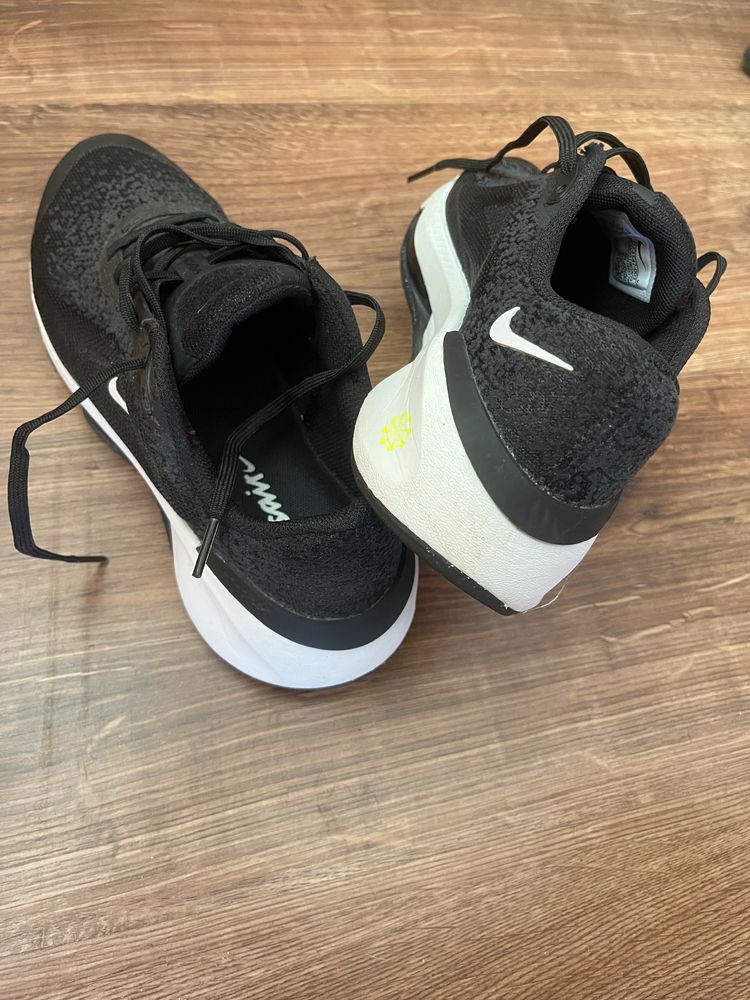 Дамски Nike Versair