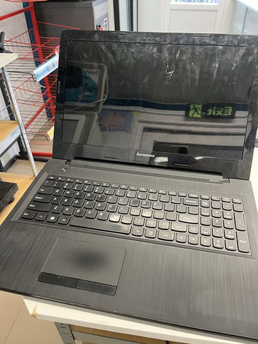 Leptop lenovo Defect