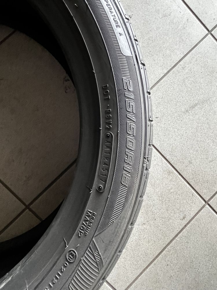 2 Anvelope Vara 215/50/18 Falken