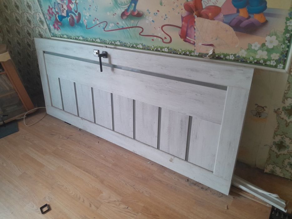 Продам межкомнатную двер 2/80