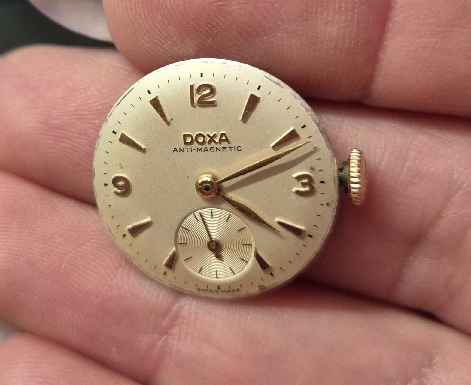 Механизъм от часовник Doca