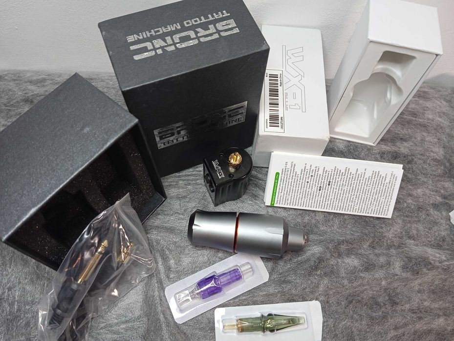 NOU - un clasic. Aparat de tatuat Bronc V9, motor elvețian + baterie