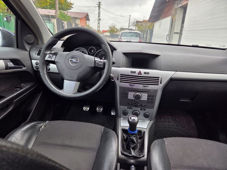 Opel Astra H 1.6 benzina