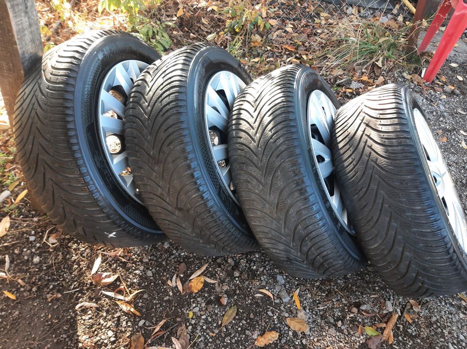 4бр. Зимни гуми с Железни джанти  5х112-16ц.за VW-ФОЛКСВАГЕН+тасове