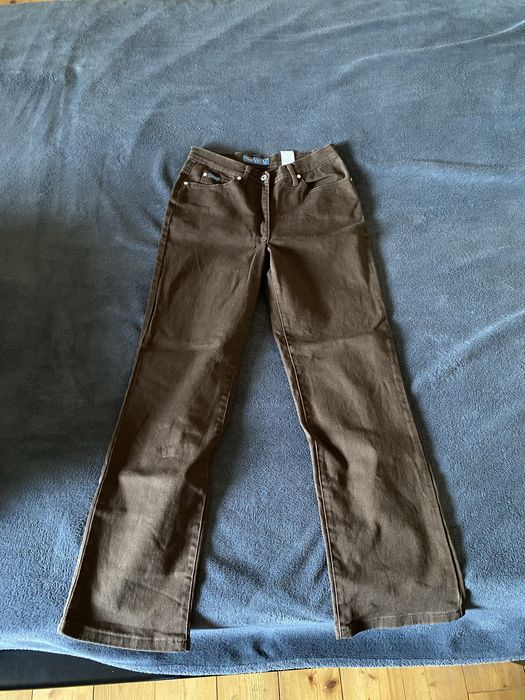 Pantaloni Arizona maro, stil casual, confortabili și eleganți