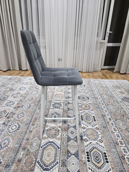 Продаем барные стулья!