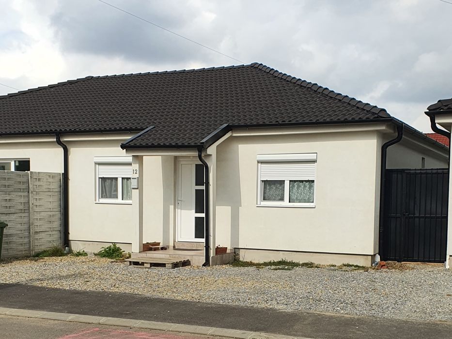 Vând casa duplex 3 camere Nojorid