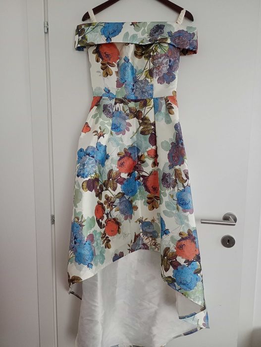 Rochie nouă Chi Chi London