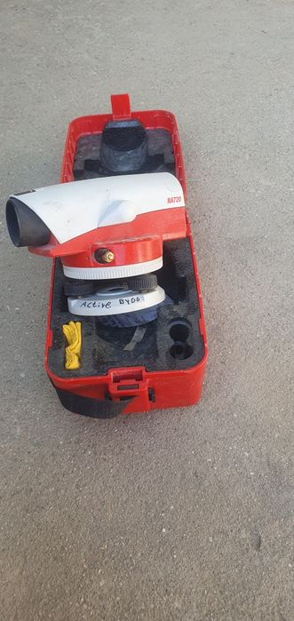 Nivela optica Leica NA720 buton spart