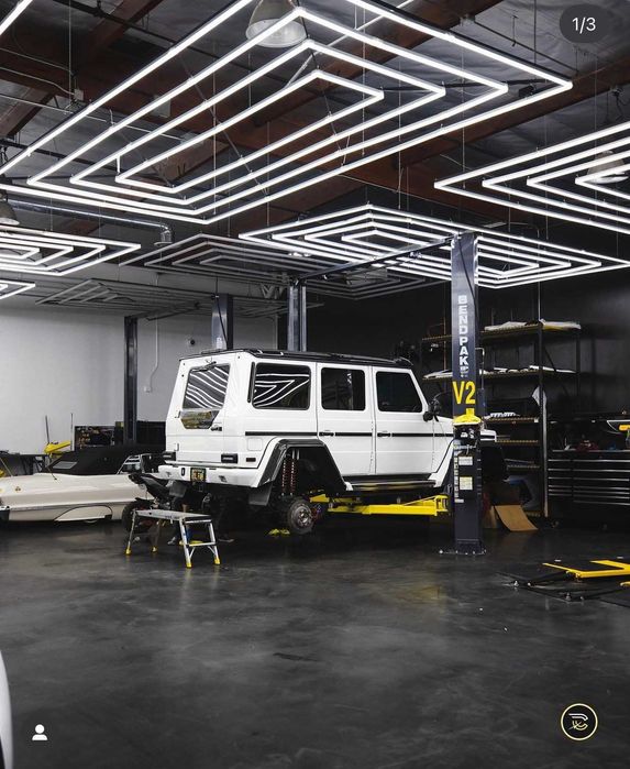 Lumini Hexagon Showroom Detailing Service Garaj Salon Sala LED