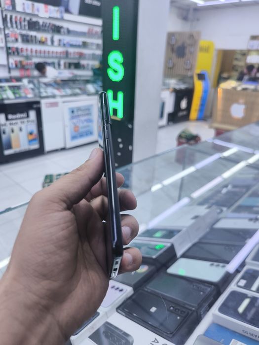 samsung S21 dubay afitsalni 8/256 qora