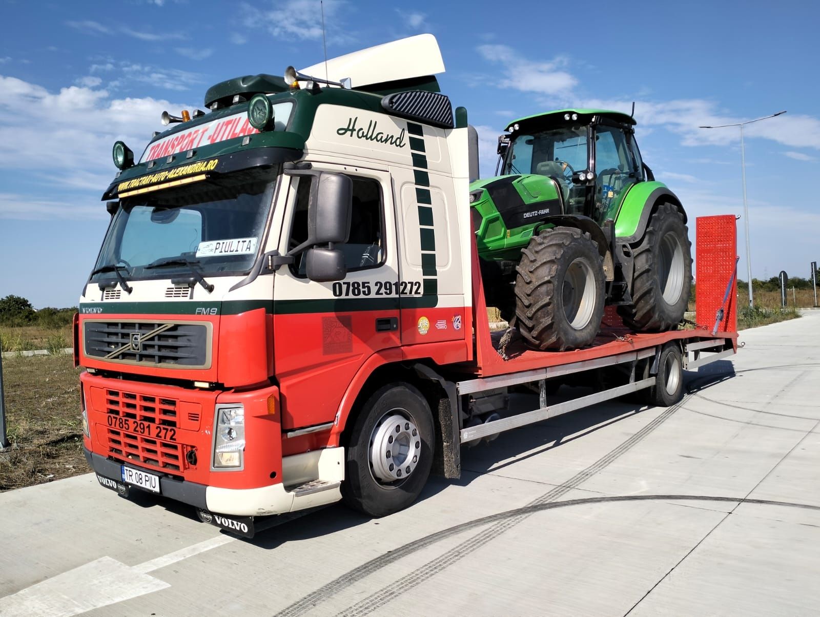 Transport utilaje ALEXANDRIA transport tractor combina Trailer telorma