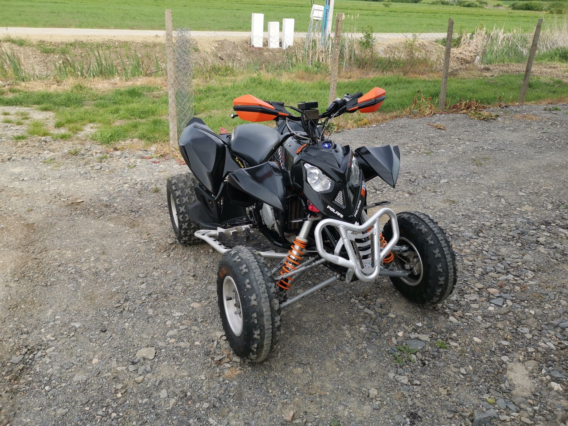 Atv/quad Polaris Outlaw 525 irs