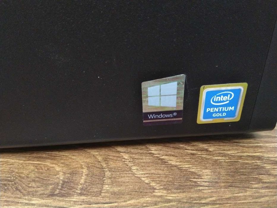 Sistem Lenovo V530-15ICR, Pentium Gold G5420 gen9, 8GB DDR4