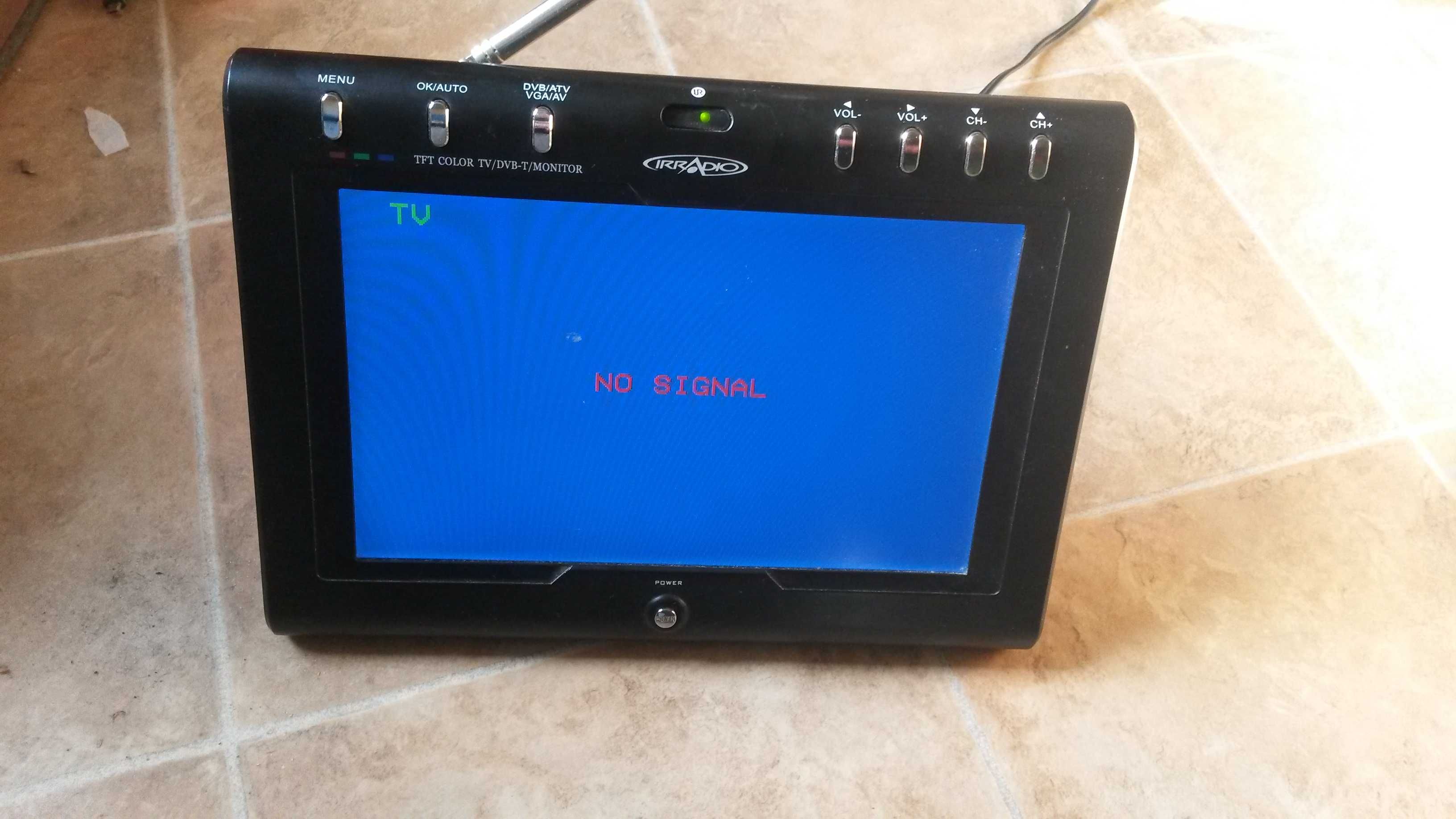 Mini tv auto    .