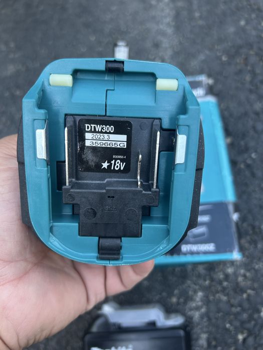 Makita DTW 300 impact
