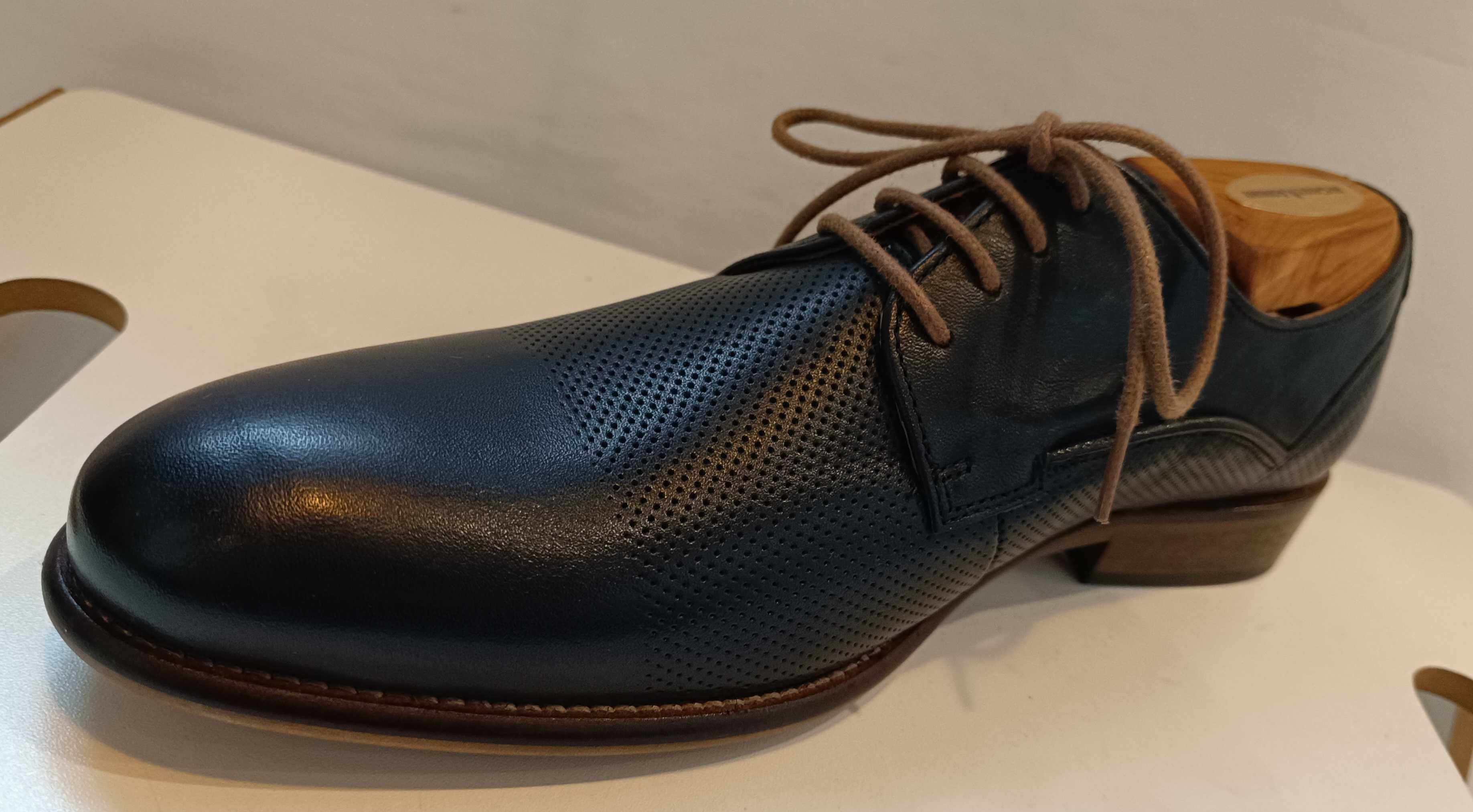 Pantofi derby 40 40.5 premium MInelli NOI piele naturala moale