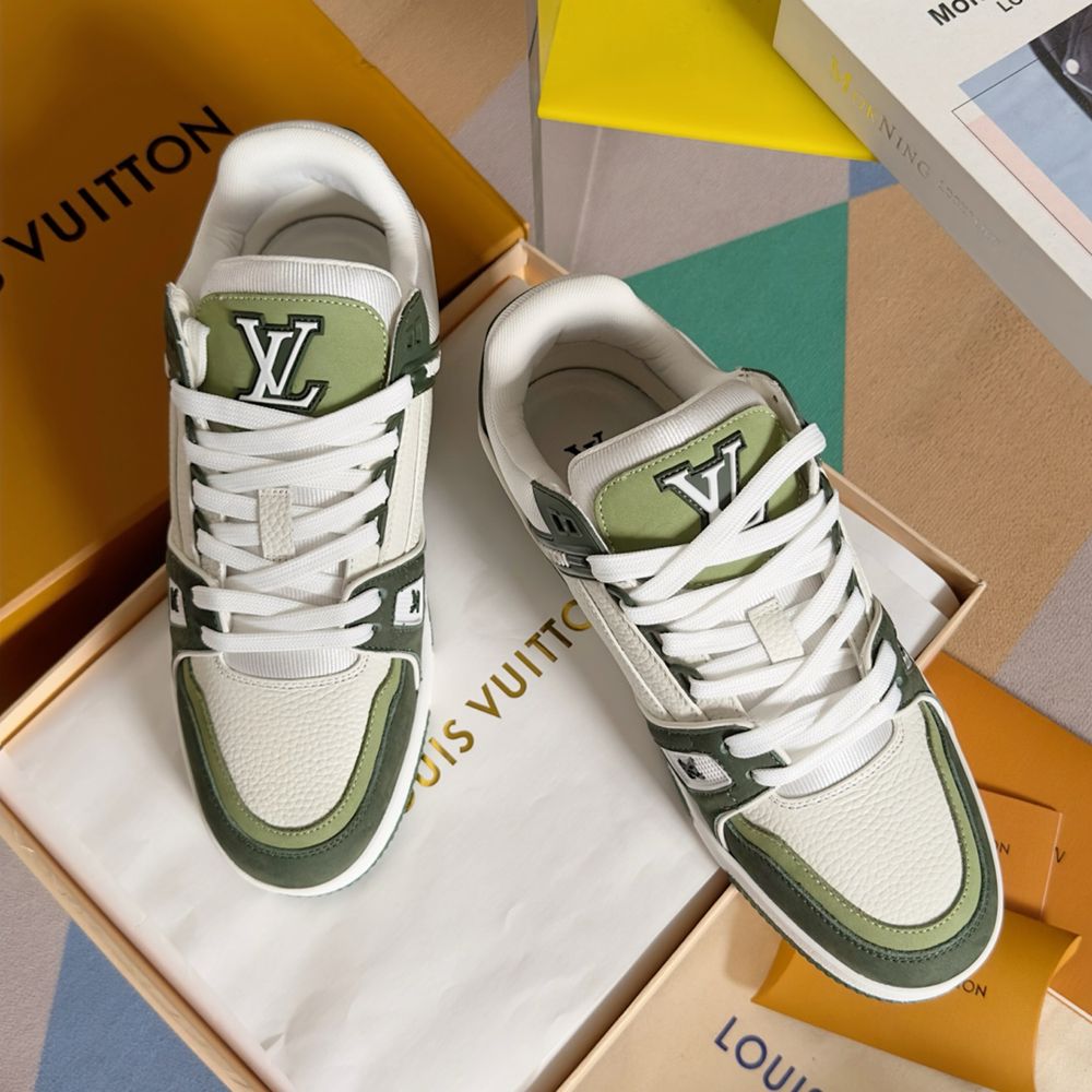 Adidasi Louis Vuitton Calitate Premium