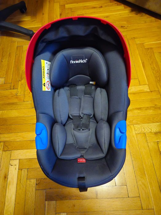 Ново бебешко столче/кошница за кола