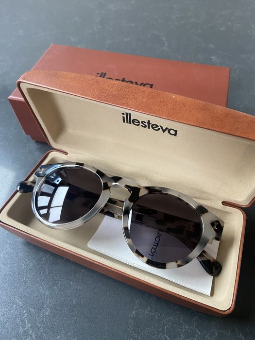 Оригинални слънчеви очила illesteva