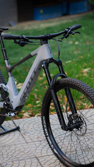 Scott Lumen eRide 910 Carbon 2025, електрическо еМТБ, под 100км