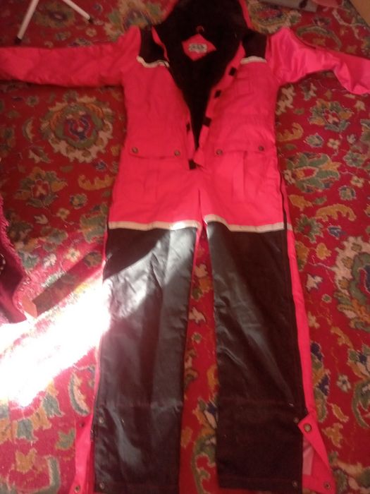 Combinezon/costum ski wild fox wear