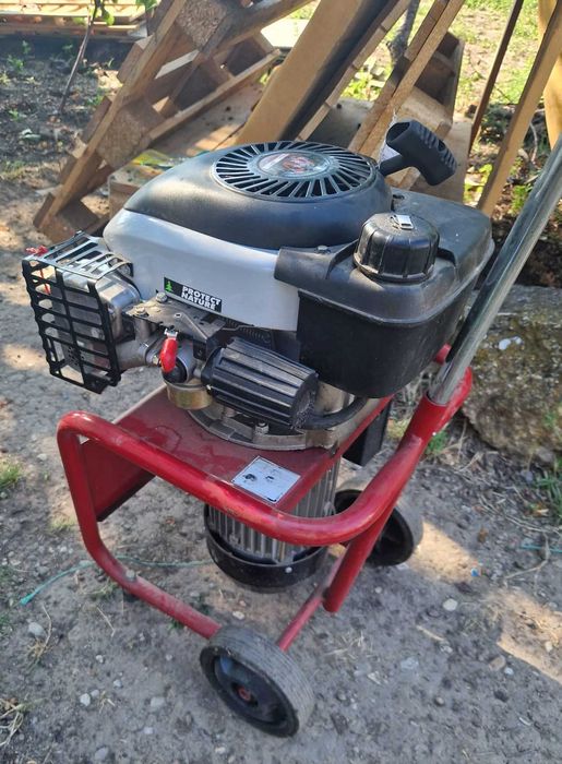 Generator curent 220v 2kw