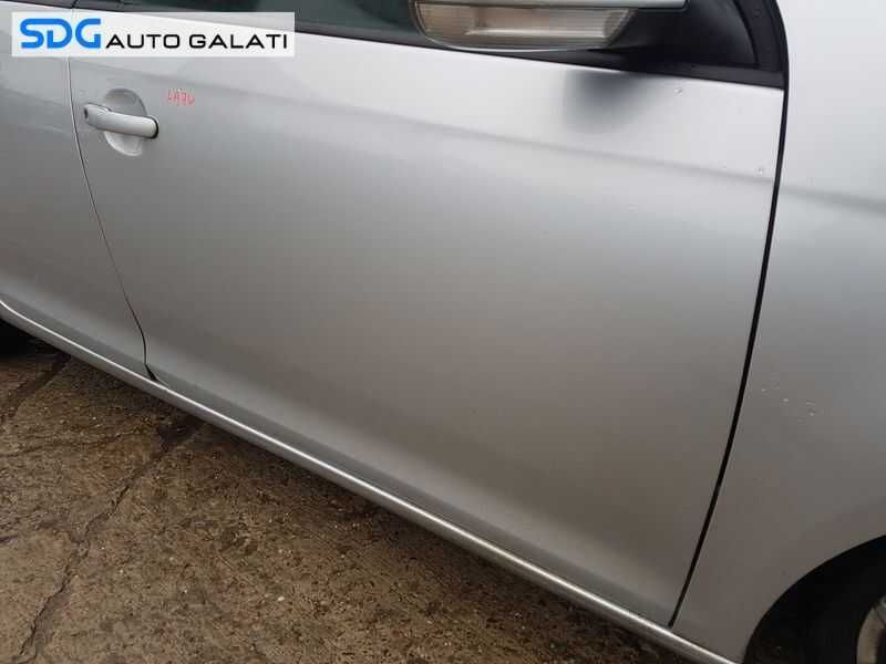 Usa Usi Portiera Portiere Fata Dreapta Dezechipata VW Golf 5 Break Variant Combi 2004 - 2008 Culoare LA7W