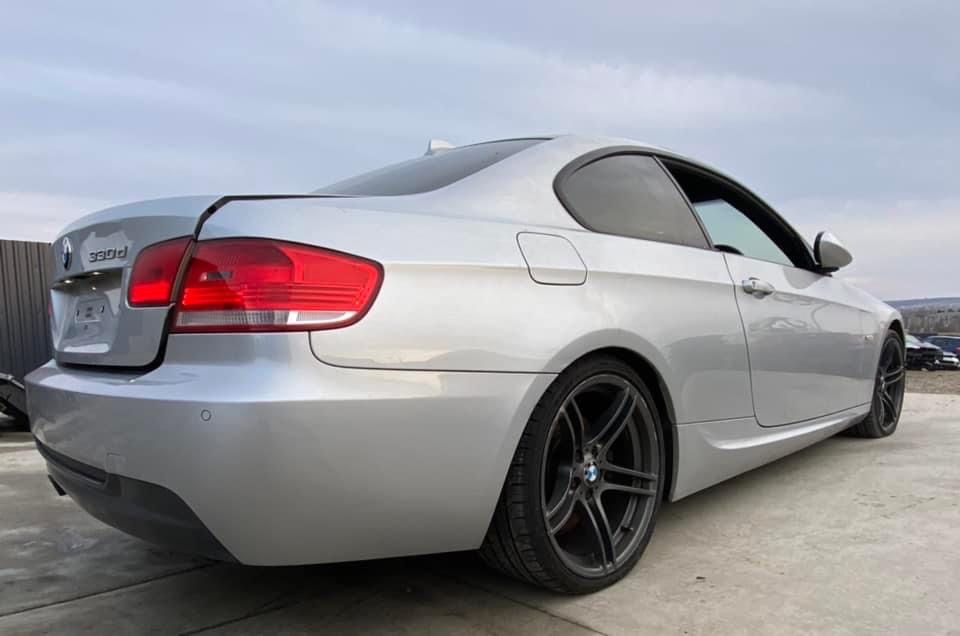 Dezmembrez BMW 330d E92 M-Pack ,Motor 245cp N57 ,NAVI CIC,volan padele