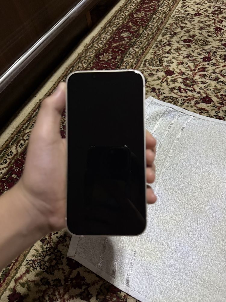 iPhone 13 white (белый)