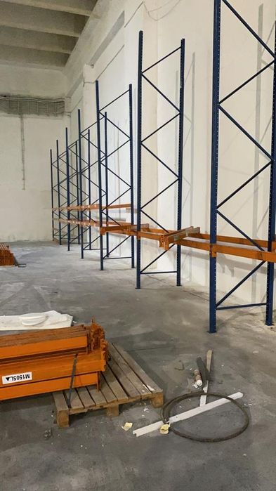 Vând rafturi metalice profesionale lichidare de stoc la super preț